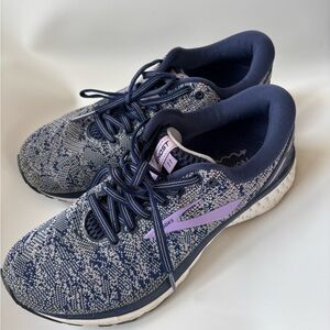 Brooks Women's Running Shoes - Navy and Purple